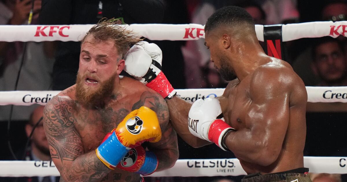 Anthony Joshua KOs Jake Paul in Sixth Round, Claims Victory