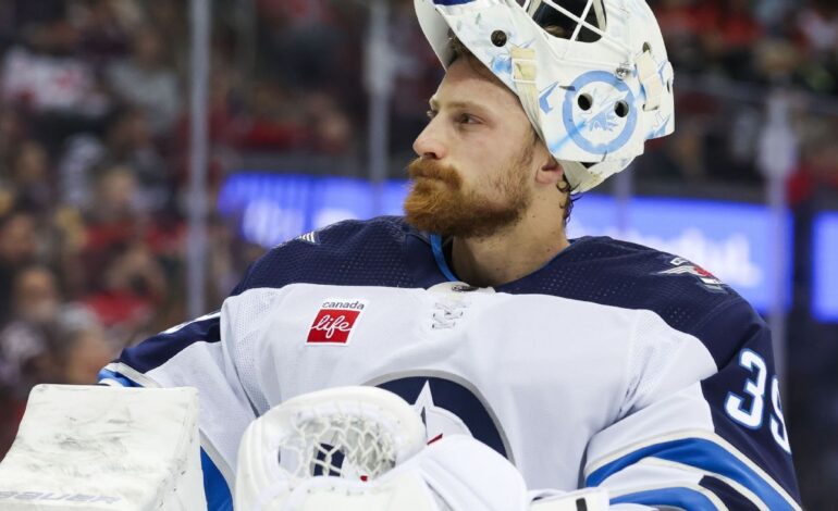 Blackhawks Goaltender Brossoit Assigned to Minors for Conditioning