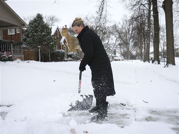 Blade Photographers Capture Life’s Moments: Dec. 11 Highlights