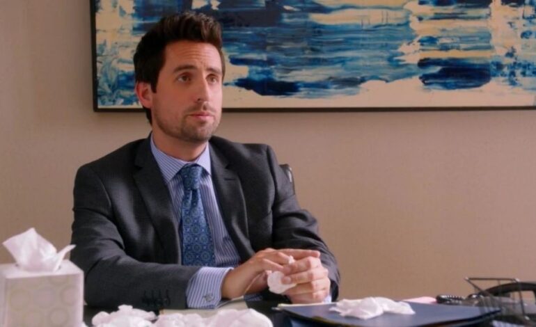 CBS Casts Ed Weeks as Lead in Urgent New Vampire Comedy Pilot