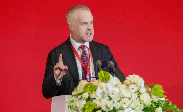 Cornell Leaders Celebrate 20 Years of Levinson Program in China