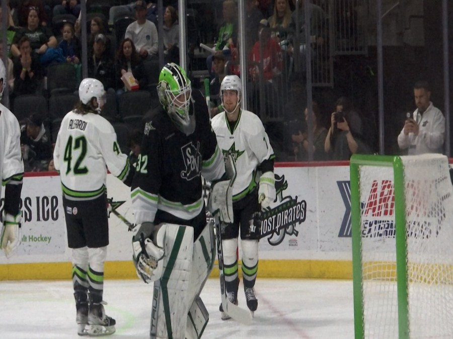 ECHL Players Strike Ends: Hockey Set to Resume After Deal