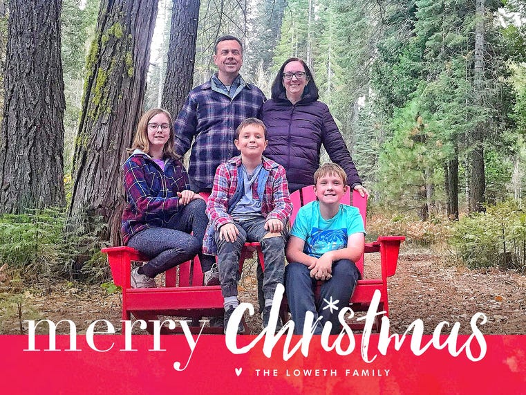 Families Ditch Holiday Cards for More Joy: A Change in Tradition