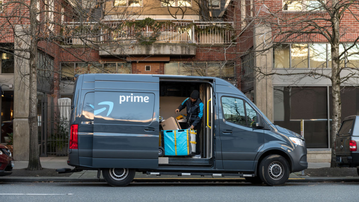 Grab the Vitrin Portable Wardrobe Closet for Just $40 at Amazon