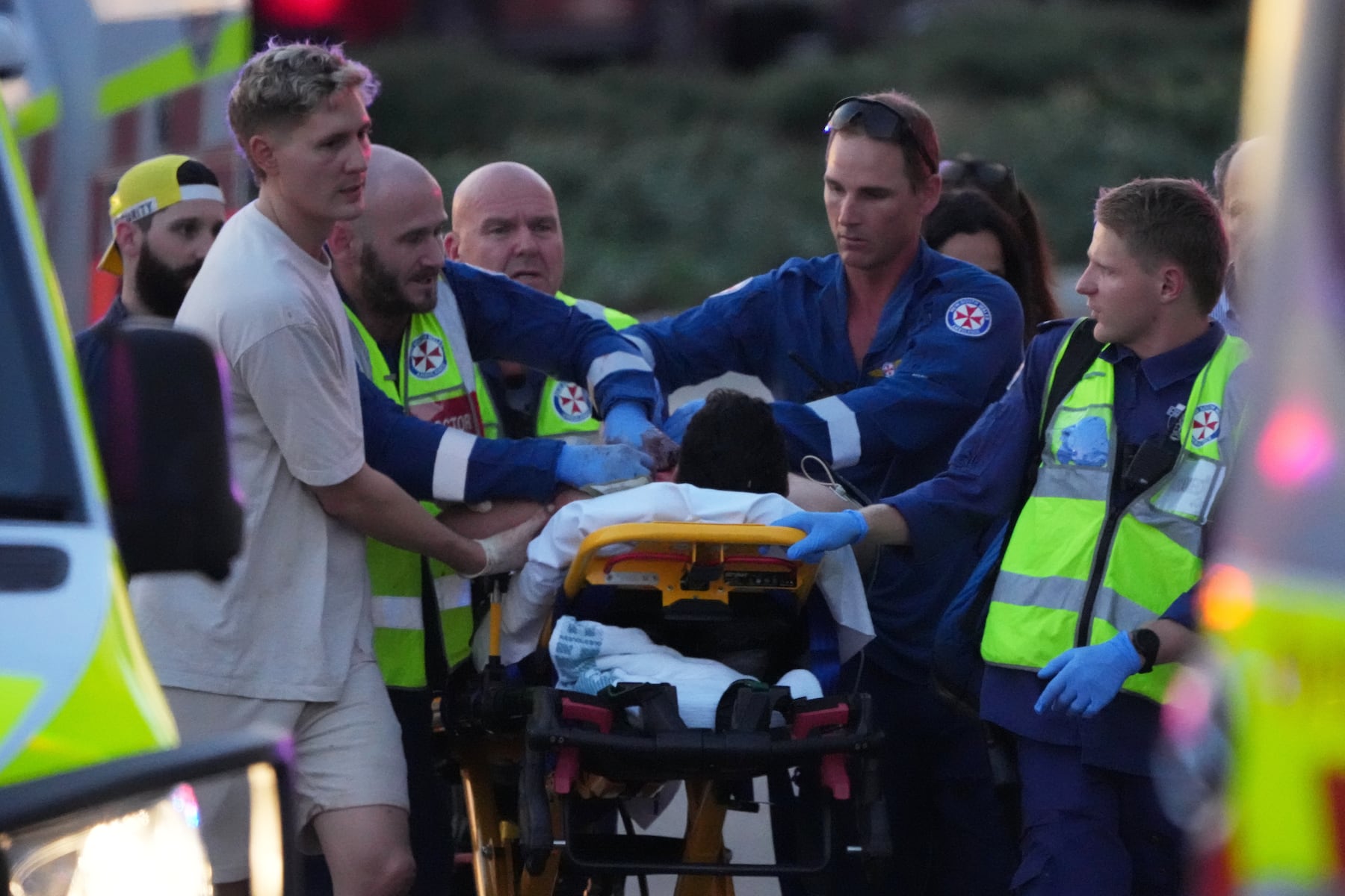 Gunmen Kill 11, Wound 29 in Sydney’s Hanukkah Celebration Attack