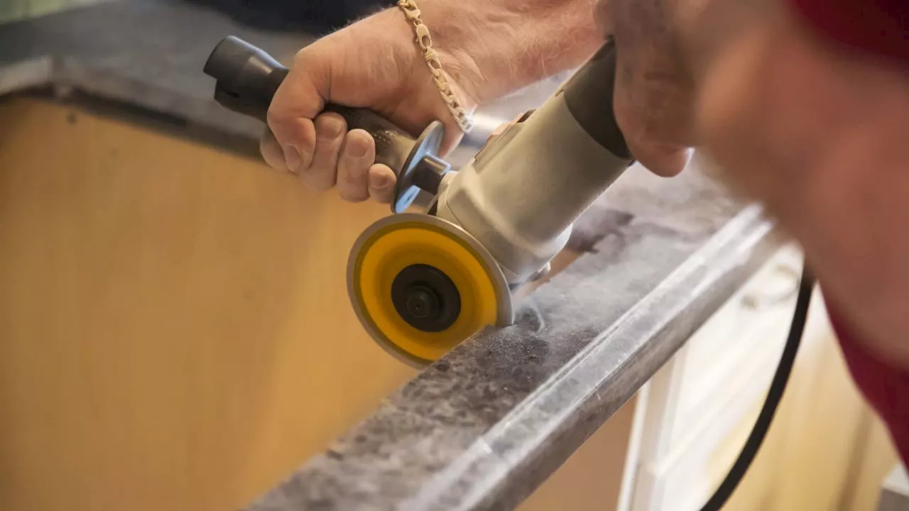 Massachusetts Man Diagnosed with Silicosis from Countertop Work