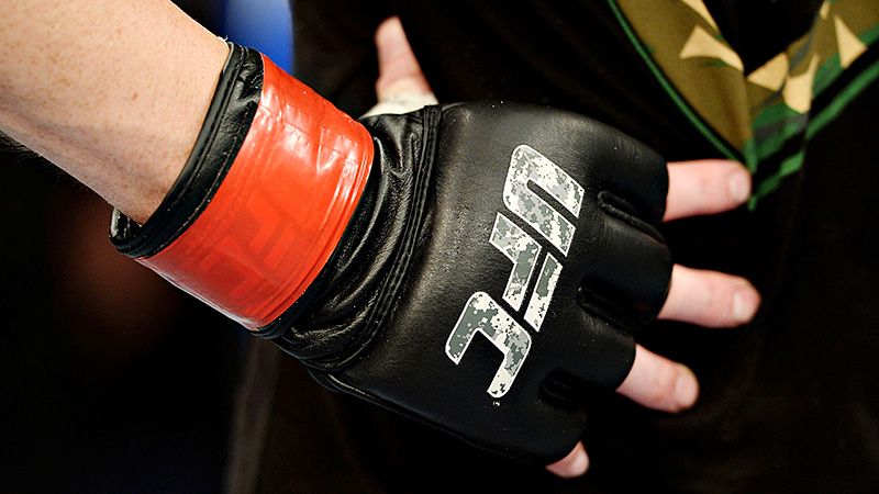 Max Holloway vs. Charles Oliveira Headlines UFC 326 on March 7