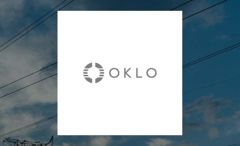 Oklo Shares Decline 5.7% Amid Analyst Ratings and Insider Sales