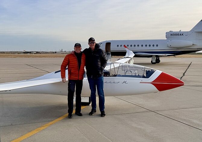 Record-Breaking Glider Flight: 1,112 Miles from Minden to Kansas