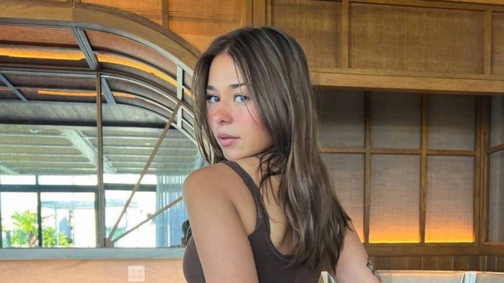 Sophie Rain Sparks Buzz in Brown Mini-Dress, Fans React Now