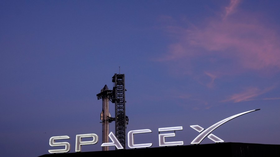 SpaceX Plans IPO, Fuels Excitement for Mars and AI Innovations