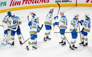 St. Louis Blues Edge Blackhawks 3-2 as Mailloux, Luff Shine