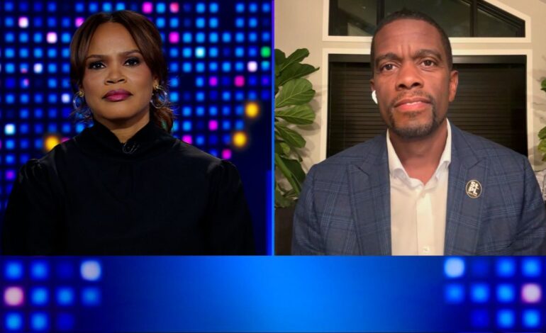 St. Paul Mayor Calls Trump’s Somali Attacks ‘Un-American’ Today