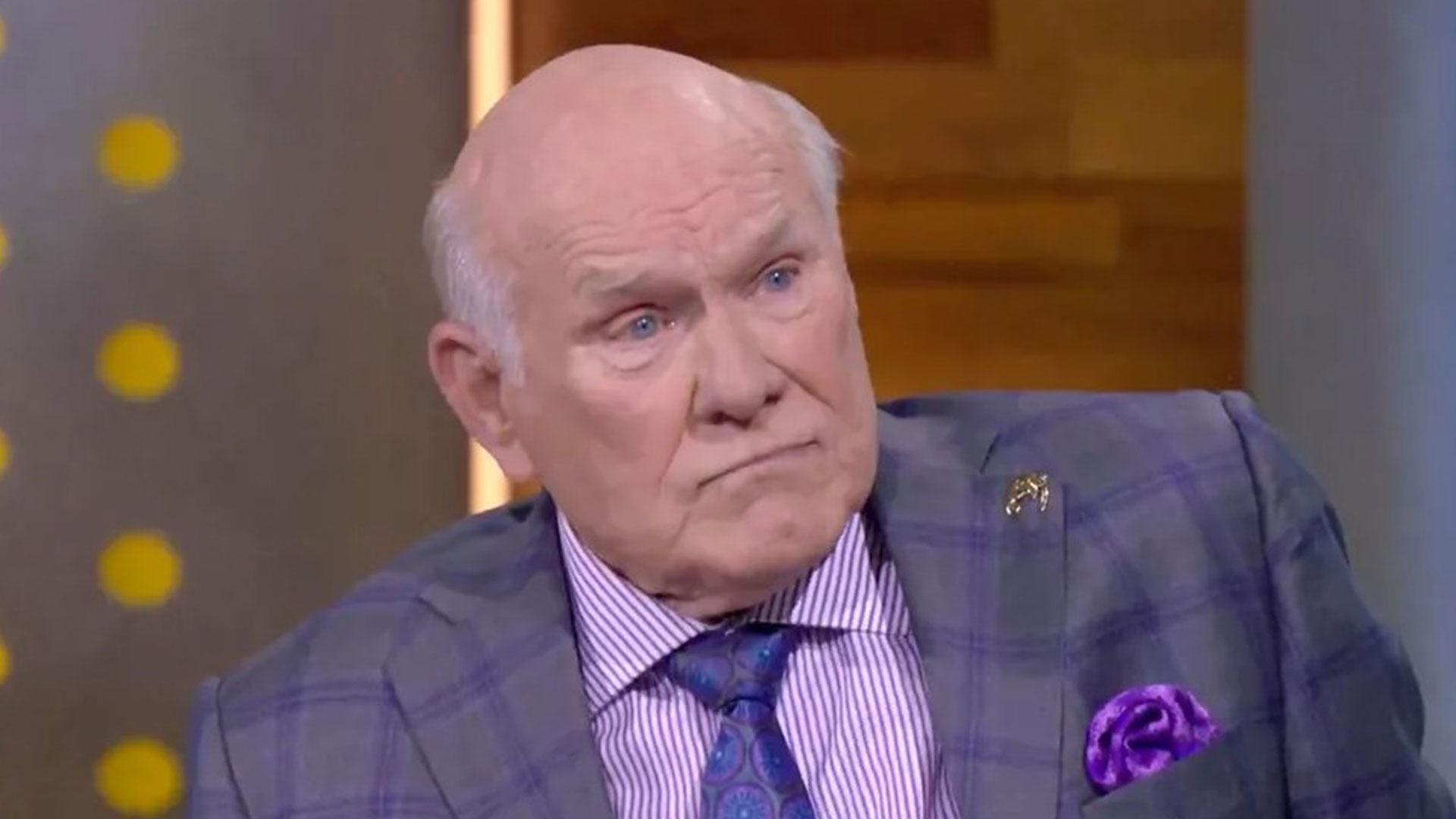Terry Bradshaw Reflects on Aging Appearance During NFL Broadcast