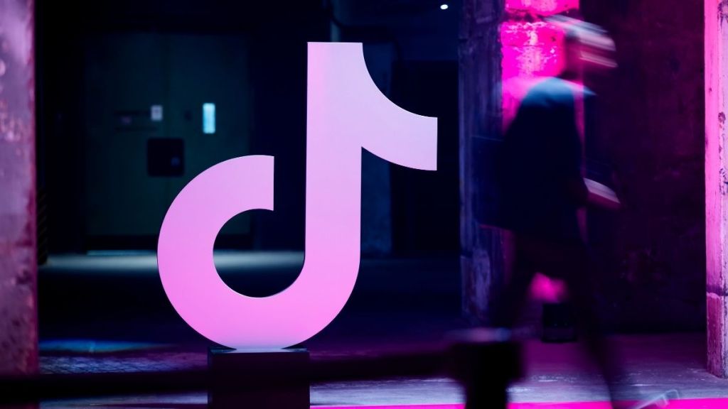 TikTok Wrapped 2025 Trends as Users Seek Yearly Stats NOW