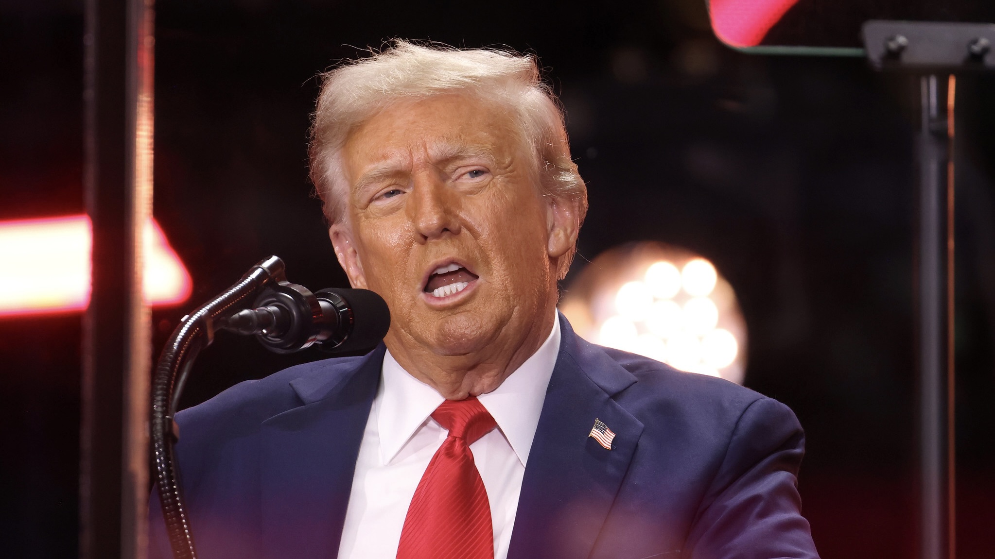 Trump’s Disjointed Address Raises Alarms Over Mental Fitness