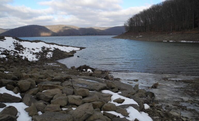 Winter Arrives at Wolf Run Marina: Allegheny Reservoir Shimmers