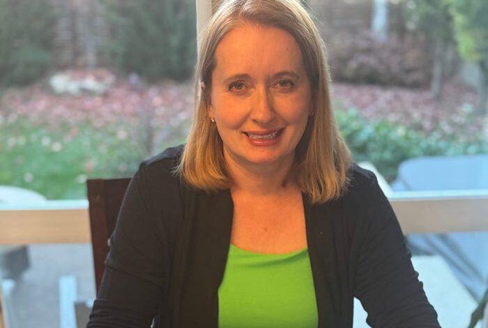 Woman Quits Job at 47, Embraces New Life of Flexibility and Growth