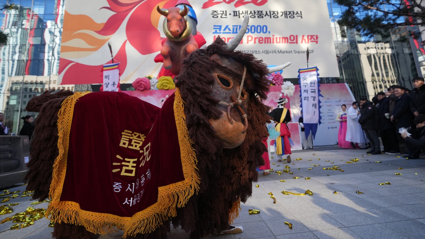 Asian Markets Surge as Tech Stocks Drive Up Gains to Start 2026