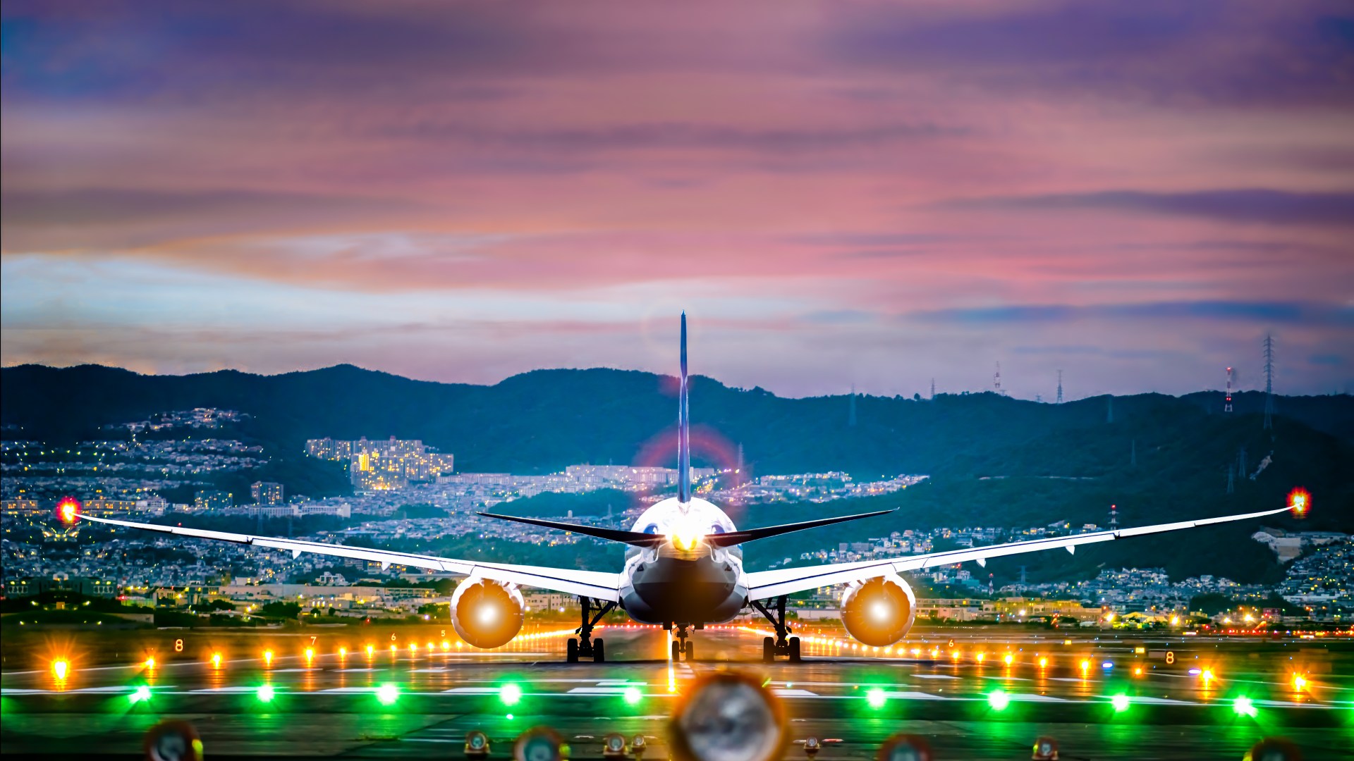 Avelo Airlines Exits Bradley International, Cuts Key Routes