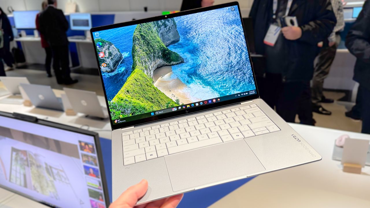 HP Unveils OmniBook Ultra 14: A Thin Contender Against MacBook Air