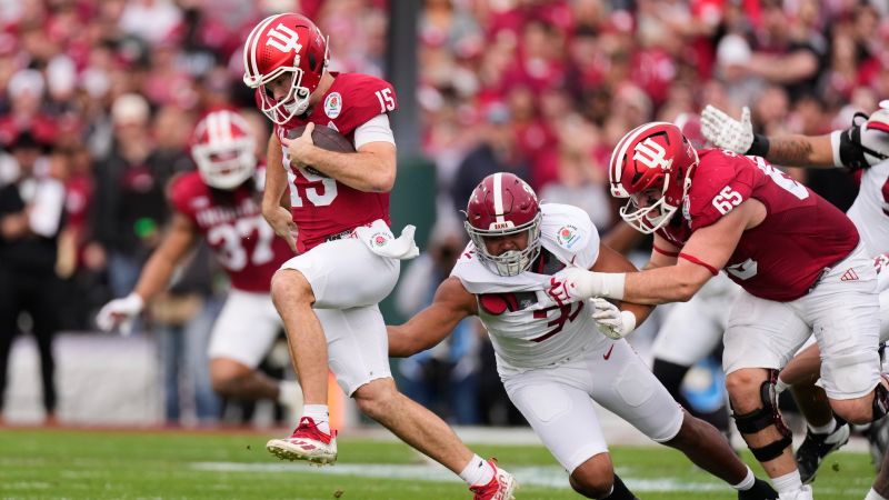 Indiana Dominates Alabama 38-3, Advances to College Football Playoff