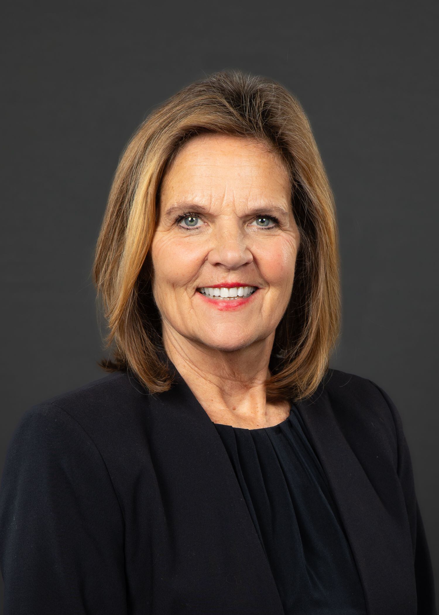 Iowa Lawmaker Pushes Urgently for School Chaplain Bill Next Session