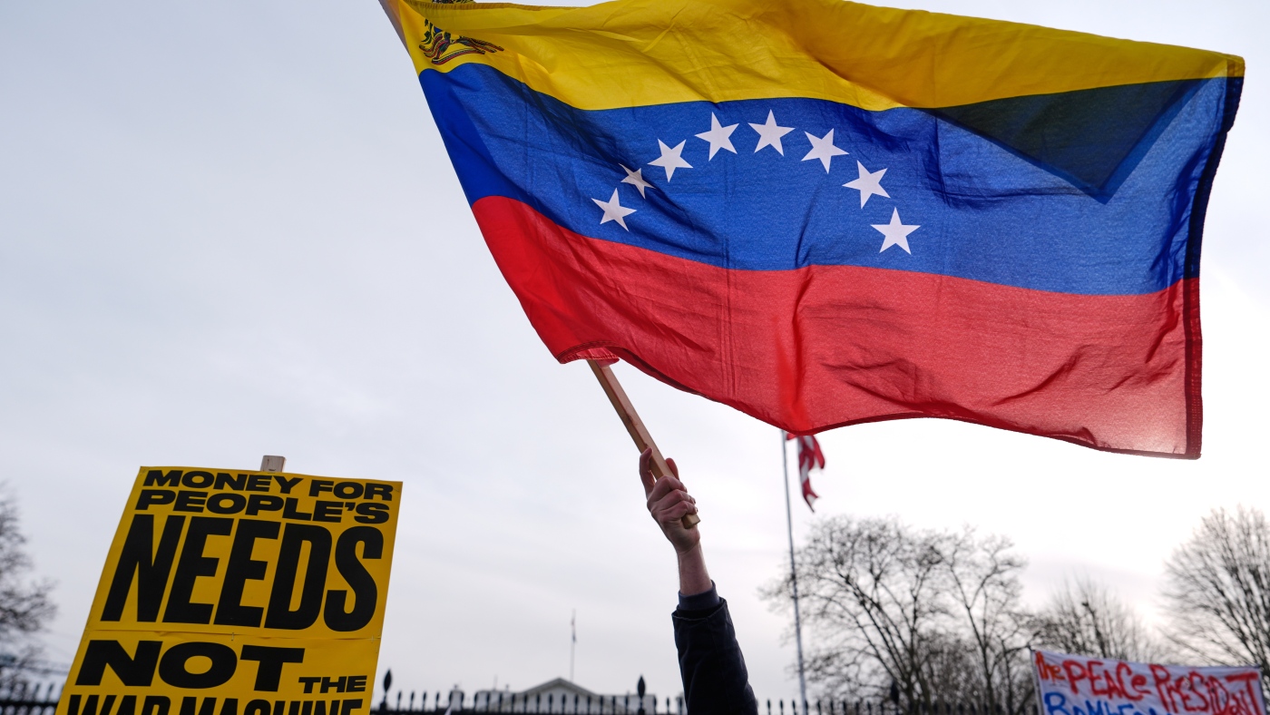 U.S. Officials Split on Trump’s Urgent Venezuela Invasion